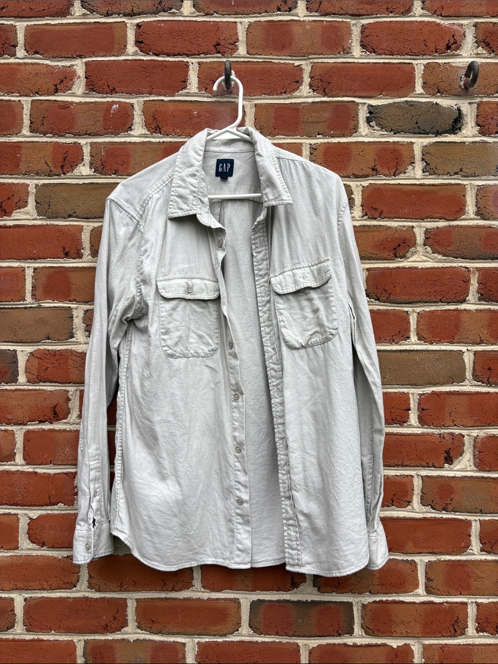 GAP Men's Light Gray/tan Button-Front Shirt Jacket